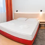 Portal 3* Ljubljana