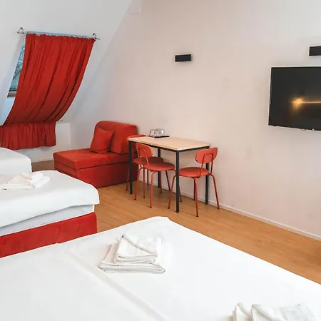 Portal Nočitev z zajtrkom Ljubljana