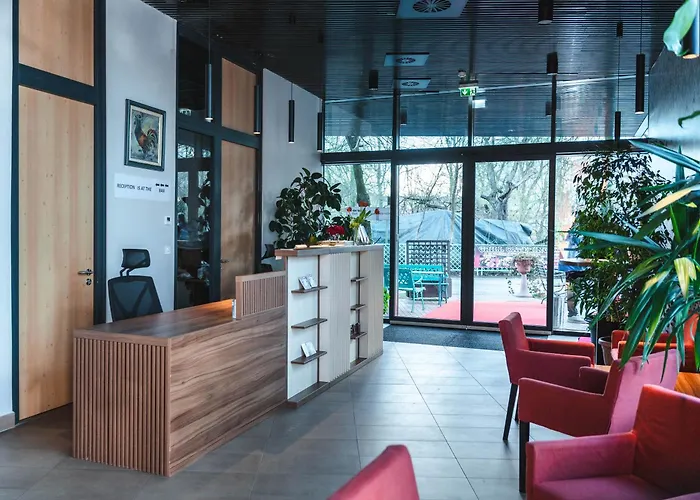 Portal Oda ve Kahvaltı 3*